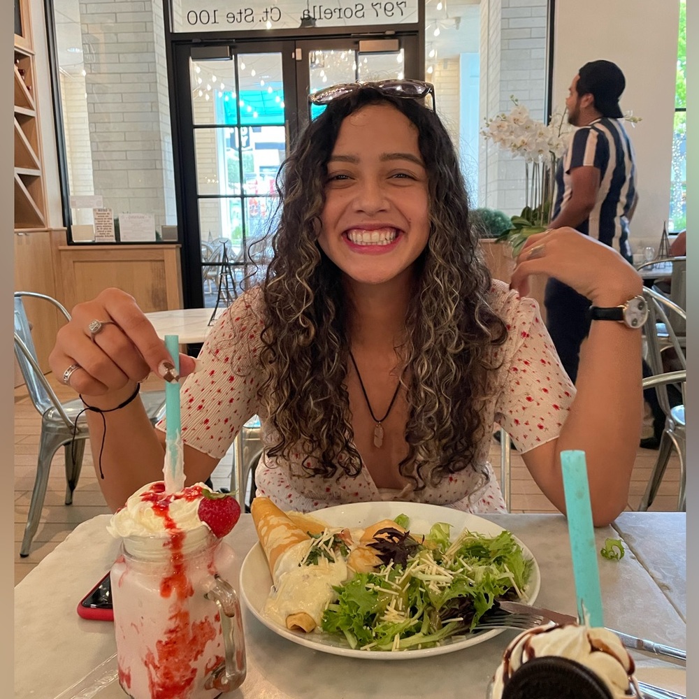 Meet your Posher, Victoria